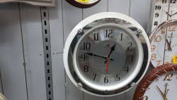 Часы настенные 