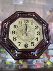 Часы настен. 