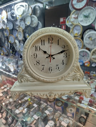 Часы настольные 